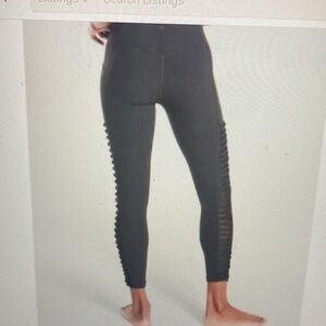 Athleta Salutation 7/8 Tight in Powervita Large Petite